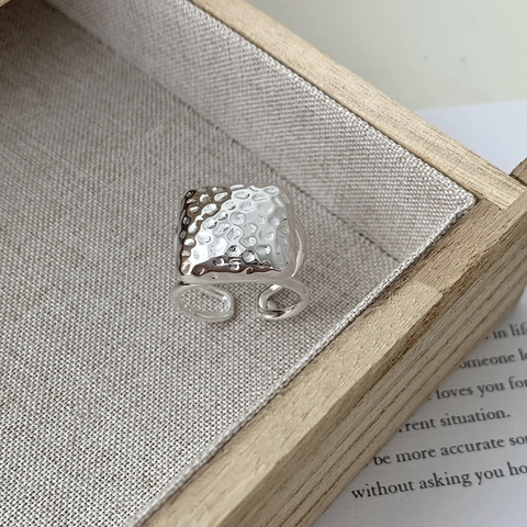 925 Sterling Zilveren Vierkante Gehamerde Ring Koreaanse INS-stijl Modern Minimalistisch Verstelbare Geometrische Ring Voor Vrouwen
