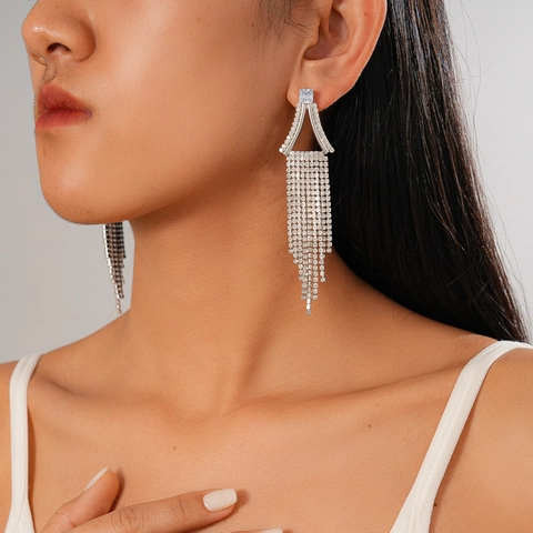 Elegant Geometric Triangle Long Tassel Drop Earrings With Full Rhinestones And Silver Earring Post For Women Fashion