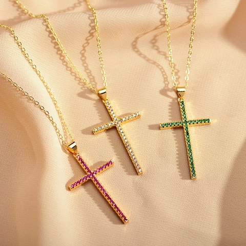 Trendige Kupfer Kreuz Anhänger Halskette Gold Plattiert Strass Mikro Eingelegt Schmuck Für Unisex Religiöse Mode Täglich Geschenk