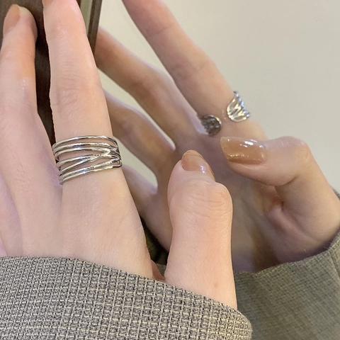 Minimalistische Meerlaagse Open Ring Titaniumstaal 18K Verguld Verstelbare Brede Band Dames Sieraden