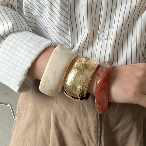 Brazalete Ancho Irregular Pulsera Resina Aleación Metal Textura Martillada Grano Mármol Ámbar Joyería Moda Retro Para Mujeres