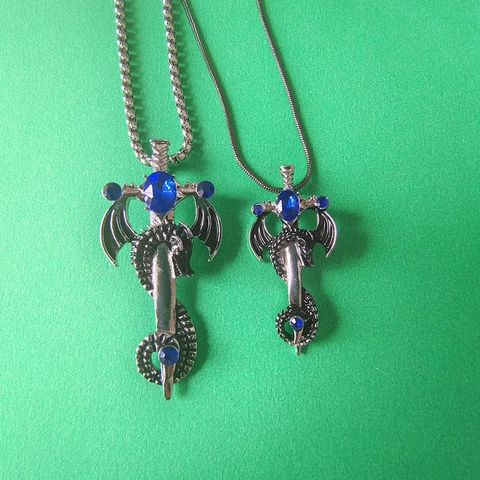 Draak Om Zwaard Hanger Ketting Legering Kunstmatige Edelsteen Vintage Hip Hop Fantasy Sieraden Voor Heren Dames