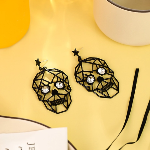 Gothic Totenkopf Ohrhänger Zinklegierung Strassaugen Sternstecker Kupfer Ohrstecker Halloween Punk Für Damen Schmuck