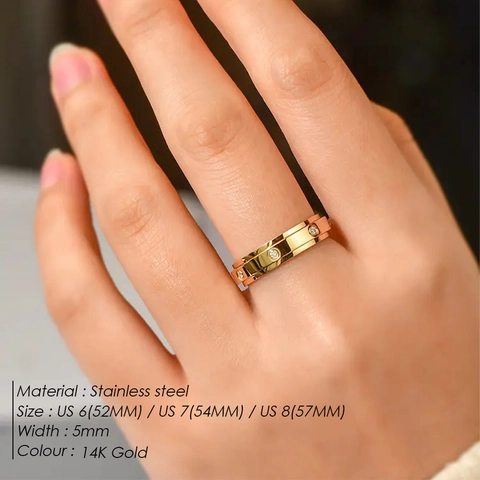Stainless Steel Rhinestone Inlaid Gold Ring For Women Couple Screw Motif Flat Top Band Geometric Fashion Jewelry Gift Ring