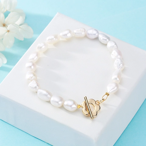 Baroque Artificial Pearl Bracelet With Flower Toggle Clasp 14K Gold Plated Copper Jewelry For Women Elegant Gift