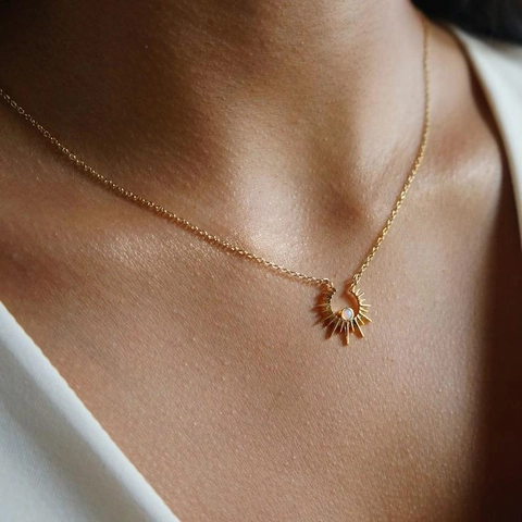 Collar Con Colgante De Sol Luna Y Estrella Vintage Cobre Chapado En Oro Con Jade Blanco Natural Y Opalo Joyería Para Mujer