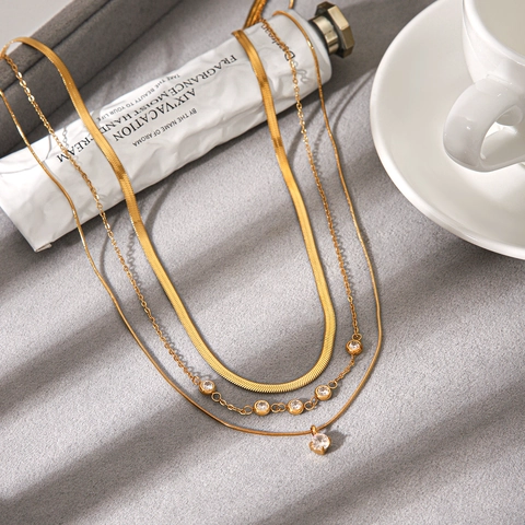 Layered Necklace Stainless Steel Snake Chain Round Zircon Pendant Elegant Jewelry For Women Ins Style Lightweight Luxury