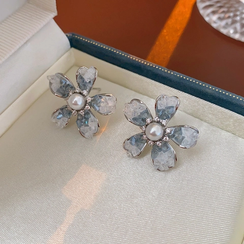 Flower Butterfly Heart Stud Earrings With Silver Earring Post Alloy Rhinestone Faux Artificial Pearl Fashion Elegant For Women