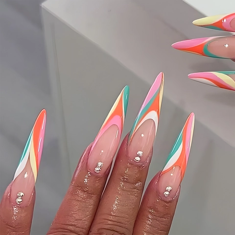 Lange Stiletto Aufklebe Nägel Buntes Regenbogen Wellenmuster Strass Dekor Glänzende Künstliche Falsche Nägel Für Frauen