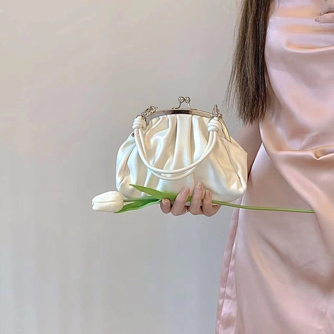 Sac Dumpling Nuage Plissé Femmes Künstliche Perle Similicuir PU Fermoir Baiser Chaîne Bandoulière Sac Main Petite Pochette
