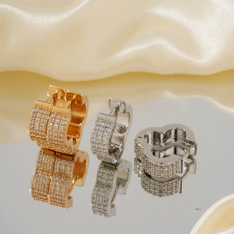 Orecchini a Cerchio in Rame di Moda Con Micro Pave Zirconia Geometrici Lussuosi Squisiti Orecchini per Donna Gioielli per Festa