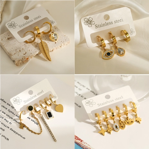 Set di Orecchini a Cerchio in Acciaio Inossidabile Placcato Oro 18K con Malocchio e Piuma per Donna Design di Nicchia Gioielli con Strass