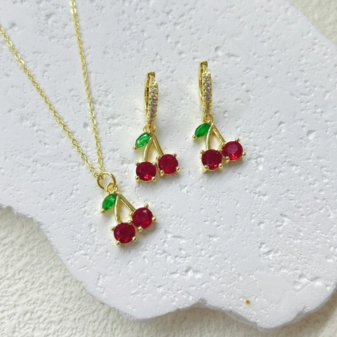 Set Di Gioielli Frutta Ciliegia Fragola Rame Placcato Oro 18K Zircone Smalto Collana Orecchini Regalo Donna