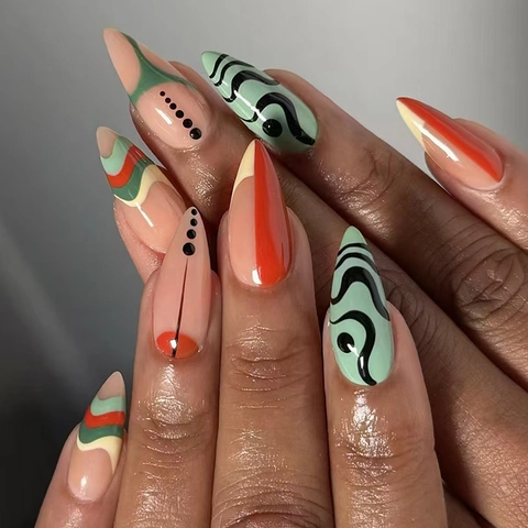 Unghie Finte In Plastica ABS Forma A Mandorla Motivo A Onde Astratte Colori Retrò Manicure DIY Per Donne