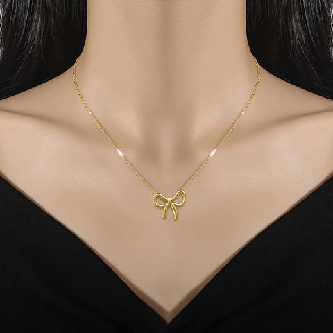 Minimalistische Halskette Mit Schleifenanhänger Und Ohrstecker Titanstahl 18K Vergoldet Eleganter Schmuck Für Damen