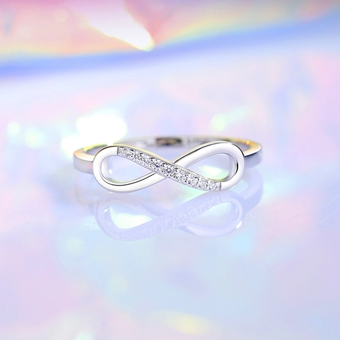Simbolo dell'Infinito Anello in Argento Sterling 925 Moissanite per Donna Squisito Anello a Forma di Infinito Placcato in Oro Bianco Gioielli Regalo