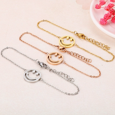 Minimalistische Smiley Face Armband Voor Dames 316L Roestvrij Staal 18K Verguld Emoji Holle Cirkel Hanger Verstelbare Ketting