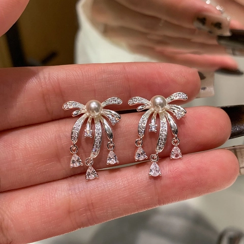 Orecchini Pendenti Con Fiocco Perla Artificial Zircone Goccia D'acqua Nappa Per Donna Con Perno In Argento Base In Rame Elegante