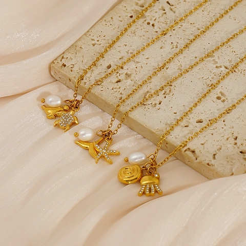Collana Con Pendente Animale Marino Acciaio Inossidabile Placcato Oro 18K Perla Artificial Conchiglia Stella Marina Coda Balena Gioielli Donna