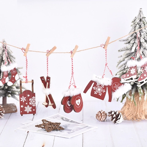 Addobbi Natalizi In Legno Da Appendere Sci Slitta Pattini Guanti Maglione Cappello Decorazione Festiva Rosso Bianco Fiocchi Di Neve