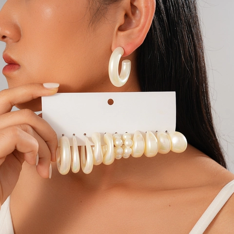 Vintage Irreguläre Geometrische Acryl Künstliche Perlen Creolen Mit Silberohrstecker Für Frauen Minimalistische Elegante Schmuck