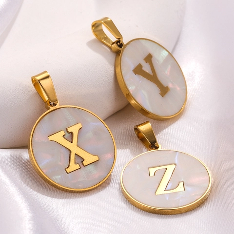 Runder Alphabet Anhänger Edelstahl Perlmutt Inlay Initialen Charme DIY Schmuckherstellung Halsketten Vergoldete Scheibe
