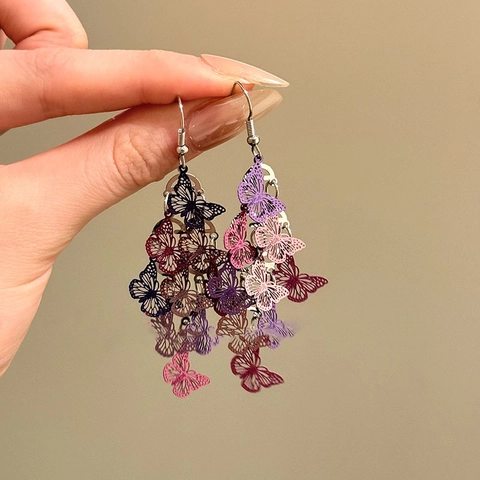 Elegante Ausgehöhlte Schmetterling Tropfenohrringe Farbverlauf Rosa Lila Quaste Legierung Baumeln Mit Stahl Ohrstecker Damen