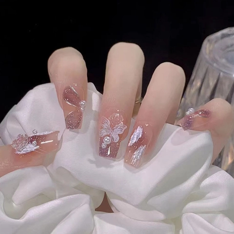 Lilas Ombre Aufpressnägel Lange Sargform Mit 3D Schmetterling Blume Künstliche Perle Glitzer Französischer Süßer Stil Für Damen