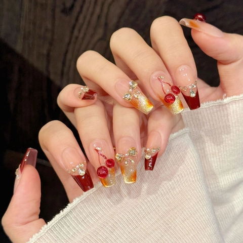 Unghie Finte Fatte A Mano Ciliegia Rossa Strass Perla Artificial Sfumato Occhio Di Gatto Lusso Lunga Forma Mandorla Elegante Per Donne