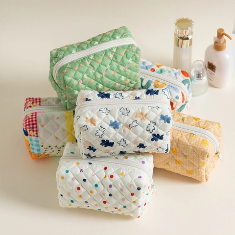 Polyester Quilted Floral Cosmetic Bag Portable Storage Pouch Zipper Toiletry Organizer Wallet Case Travel Accessory For Women
