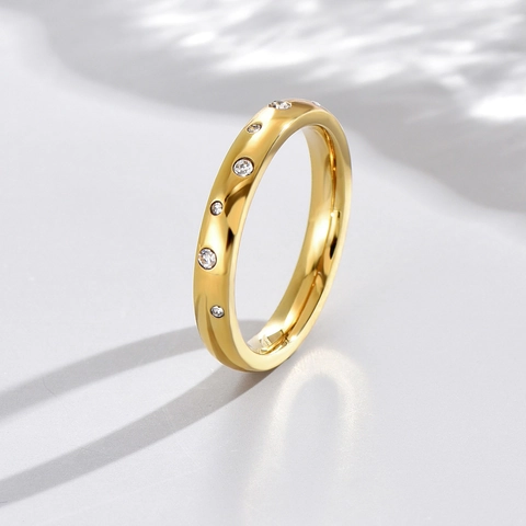 Fashion Gold Stainless Steel Ring Women Micro Paved Cubic Zirconia Minimalist Band Commute Jewelry Non Tarnish