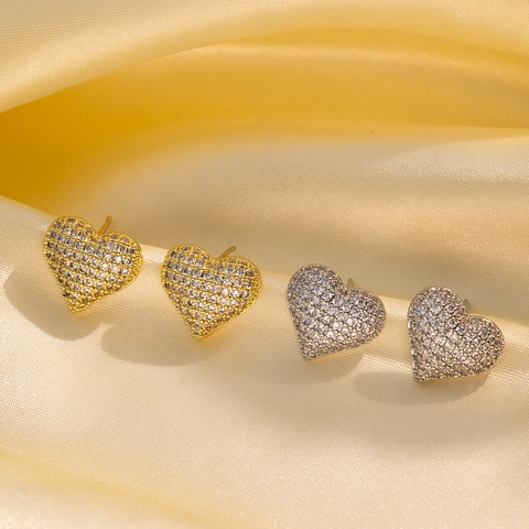 Heart Stud Earrings Copper 18K Gold Plated Cubic Zirconia Paved Hip Hop Style For Women Fashion Jewelry