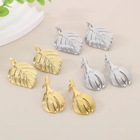 Blad Bloemblad Drop Oorbellen Roestvrij Staal Vintage Getextureerd Metaal Geometrische Natuur Stijl Sieraden Voor Vrouwen