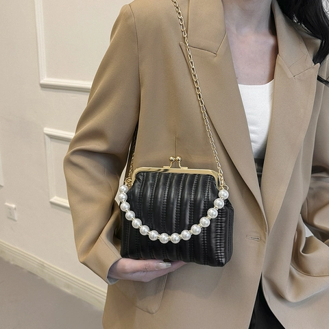 Pleated Quilted Shell Shoulder Bag PU Leather Artificial Pearl Handle Metal Chain Kiss Lock Crossbody Handbag Vintage Style For Women