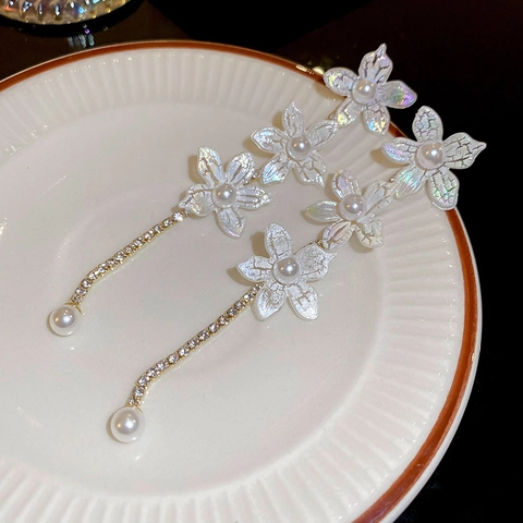 Orecchini A Nappa Con Fiore Di Giglio Lega Strass Perla Artificial Sintetica Gioielli Eleganti Dolce Con Perno In Argento