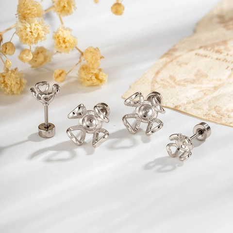 Accesorios De Joyería DIY De Acero De Titanio Cobre Corazón Hueco Cuatro Garras Engastes Para Cartílago Con Rosca Para Mujeres
