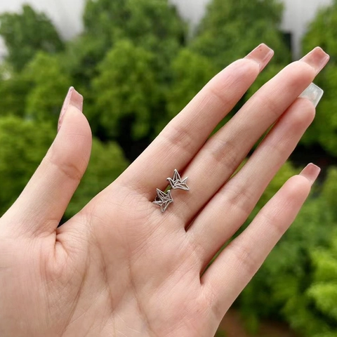 Origami Kraanvogel Oorknopjes Minimalistisch Hol Geometrisch Gepolijst Koperen Elegante Sieraden Voor Dames Zilverkleur