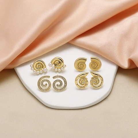 18K Gold Plated Copper Spiral Shell Stud Earrings With Artificial Pearl Rhinestone For Women Elegant Fashion Jewelry Earring
