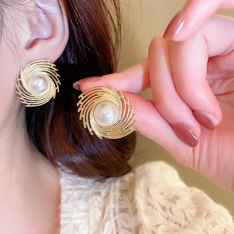 Spiral Artificial Pearl Stud Earrings Vintage Gold Plated Alloy Vortex Textured Jewelry With 925 Sterling Silver Earring Post