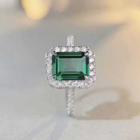 Bague Classique Pierre Verte Taille Émeraude Argent Sterling 925 Design Halo Bijoux Mode Pour Femmes Élégantes