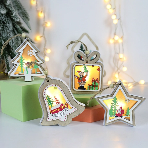 Ornamenti Appesi Di Natale Ciondolo In Legno Luminoso LED Per Albero Decorazione Casa Vacanze Cartone Animato Babbo Natale Pupazzo Di Neve