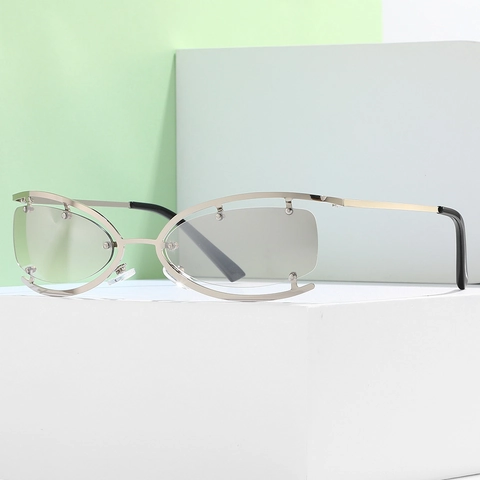 Occhiali Da Sole Y2K Futuristici Montatura In Metallo Traforato Protezione UV Occhiali Ovali Tendenza Per Donne Viaggi All'aperto