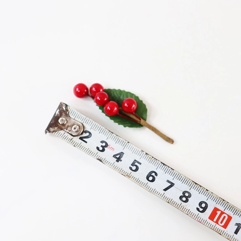 Mini Artificial Red Berries With Green Leaves PE Foam Satin Berry Stems For Christmas Wedding Home DIY Gift Box Decor