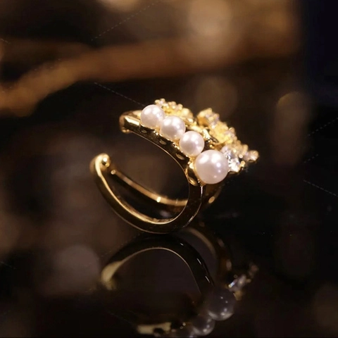 Floral Artificial Pearl Ear Cuff Gold Plated Alloy Zircon Non Piercing Clip On Earrings French Vintage Elegant Style For Women