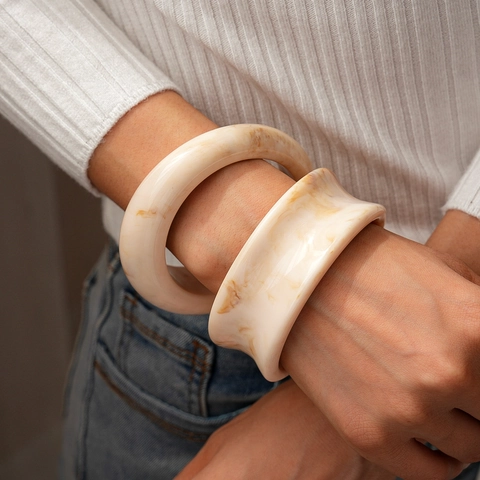 Retro Harz Armreif Armband Für Frauen Klobig Marmor Textur Geometrisch Acryl Offene Manschette Schmuck Mode Minimalistisch