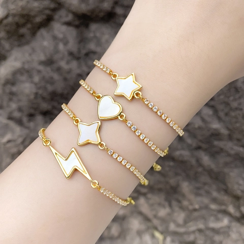 Pulsera Ajustable de Cobre Circonia Corazón Estrella Rayo para Mujer Elegante Joyería de Moda Chapada en Oro Estilo Ins Regalo