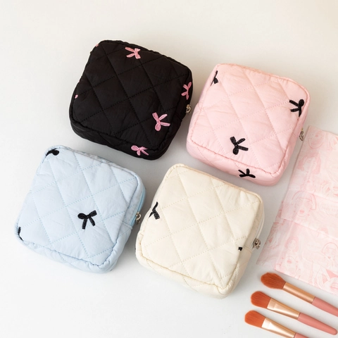 Square Quilted Sanitary Napkin Storage Bag Bow Embroidered Menstrual Pad Pouch Portable Makeup Organizer Zipper Purse