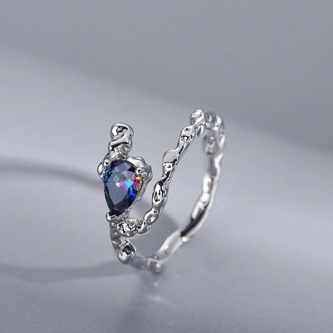 Anillo Abierto de Cobre con Pliegues Irregulares de Diseño de Nicho Para Mujer Joyería de Dedo Ajustable con Strass Minimalista Regalo