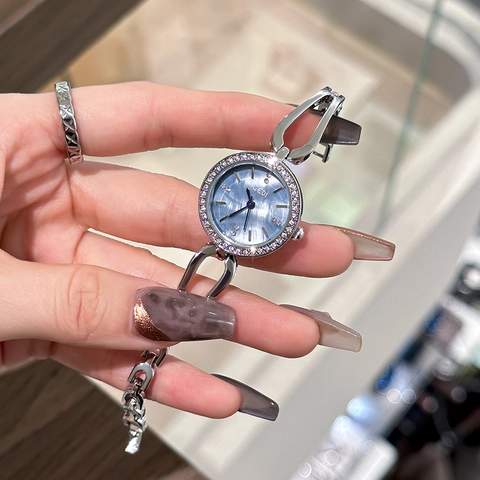 Reloj De Cuarzo Para Mujer Con Bisel De Diamantes De Imitación Esfera De Nácar Pulsera De Acero Resistente Al Agua