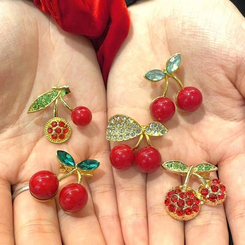 Broche Cereza Aleación Esmalte Diamantes Imitación Fruta Alfiler Moda Accesorio Mujeres Joyería Dulce